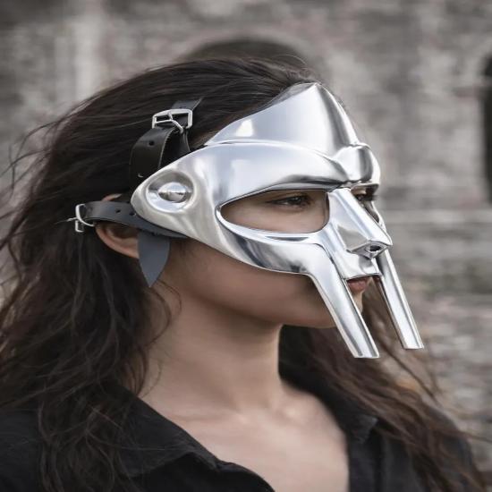 Маска Гладиатора в стиле MF DOOM – Ручная работа, Металлическая Маска для Лица с Зеркальной Отделкой для Косплея и Коллекционирования