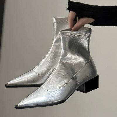 Модные остроносые короткие ботинки для женщин Новинка 2025 Осень и Зима Женские ботинки на толстом каблуке Повседневная мода Женская обувь