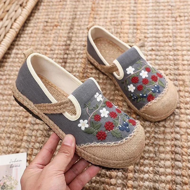 Fashion Women's Linen Canvas Shoes Retro Bohemian Slip-On Flat Comfortable Loafers Female Casual Embroidered Hemp Sole Sneakers