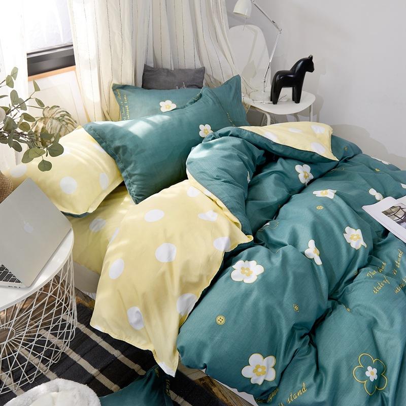 Небольшой свежий комплект из четырех предметов с плотным матовым принтом четырех сезонов и комплект постельного белья из трех предметов, пододеяльник