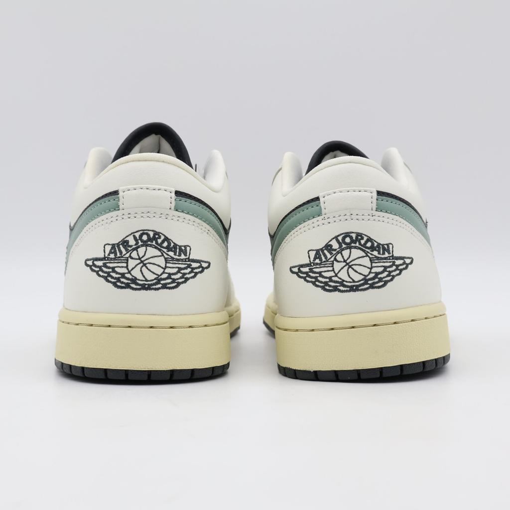 DC0774-001 Nike Air Jordan 1 Low Jade Smoke (Женский)
