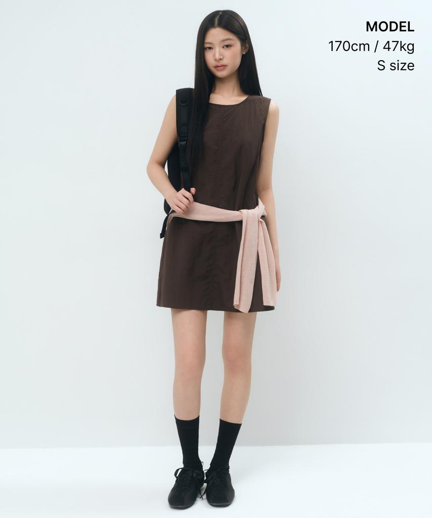Musinsa Standard Woman Women'S Nylon Mini Dress [Dark Brown]