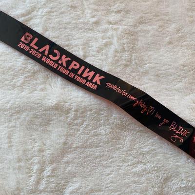 [Б/У] BLACKPINK 2019-2020 МИРОВОЙ ТУР Серебряная лента
