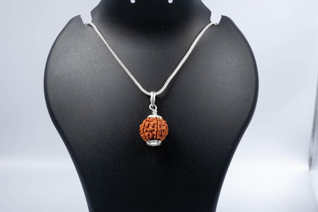 Natural 7 Mukhi Rudraksha 925 Siver Pendant - Nepali Origin | Natural Bead for Good Fortune & Spiritual Growth | Organic & Lab Certified