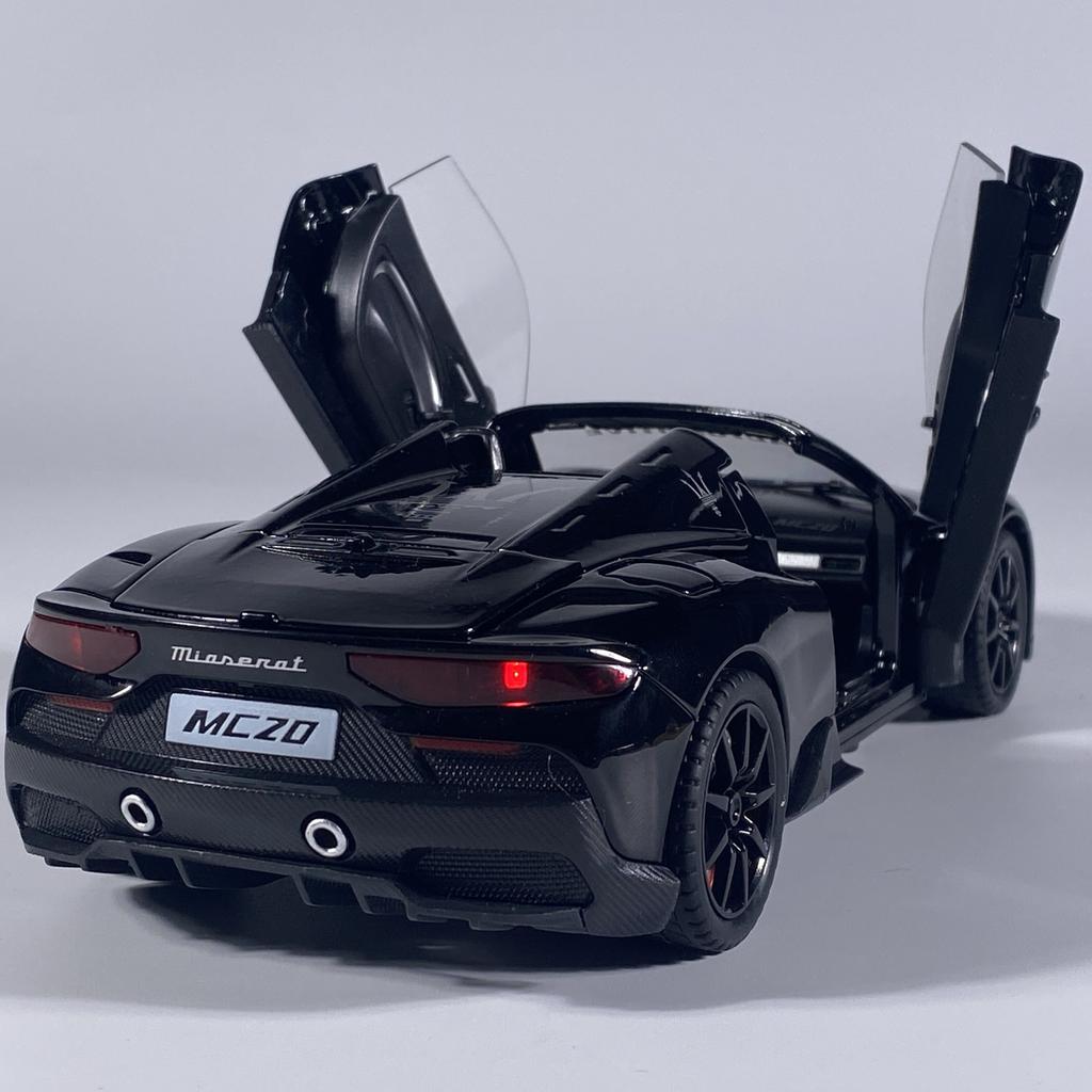 1/24 Maserati MC20 Кабриолет Спортивный Автомобиль Сплав Металл Литье под Давлением Модель Автомобиля Внутренний Дом Модные Игрушки Украшения Праздничный Подарок Ребенок