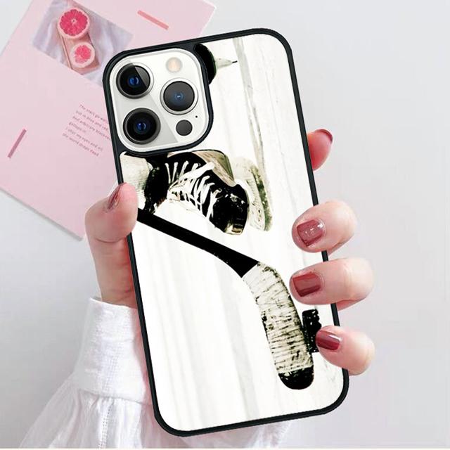 Чехол-накладка с рисунком клюшки и шайбы для iPhone 17 Air 15 16 14 13 12 Pro Max 11 Pro Max Plus