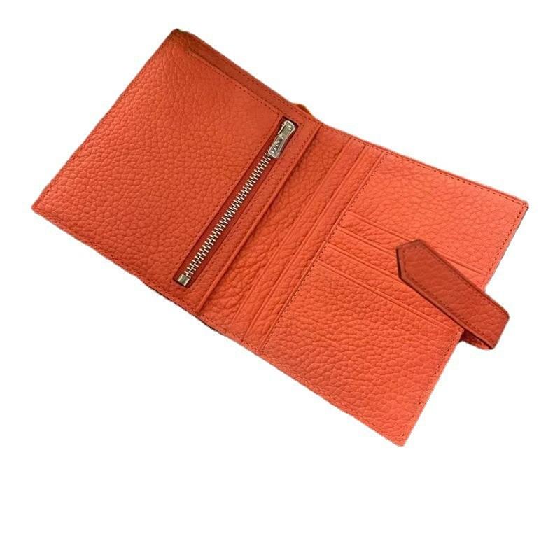 Новый короткий кошелек из мягкой коровьей кожи для женщин с двойной пряжкой и маленьким ремешком для кошелька