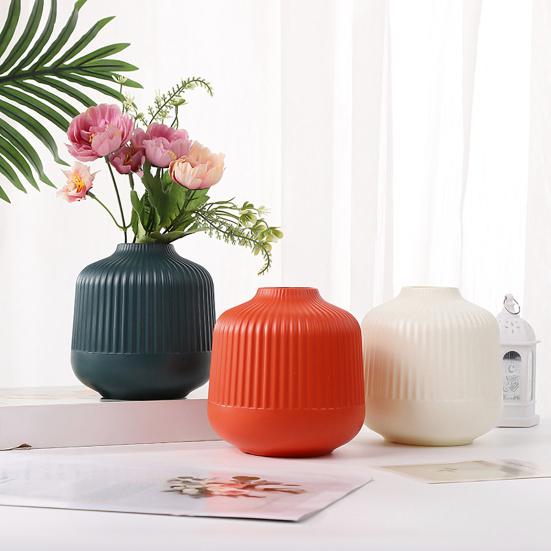 Plastic Flower Vase Indoor Outdoor Modern Real Dried Flower Holder Floral Arrangement Container Living Room Bedroom Table Centerpiece Decoration