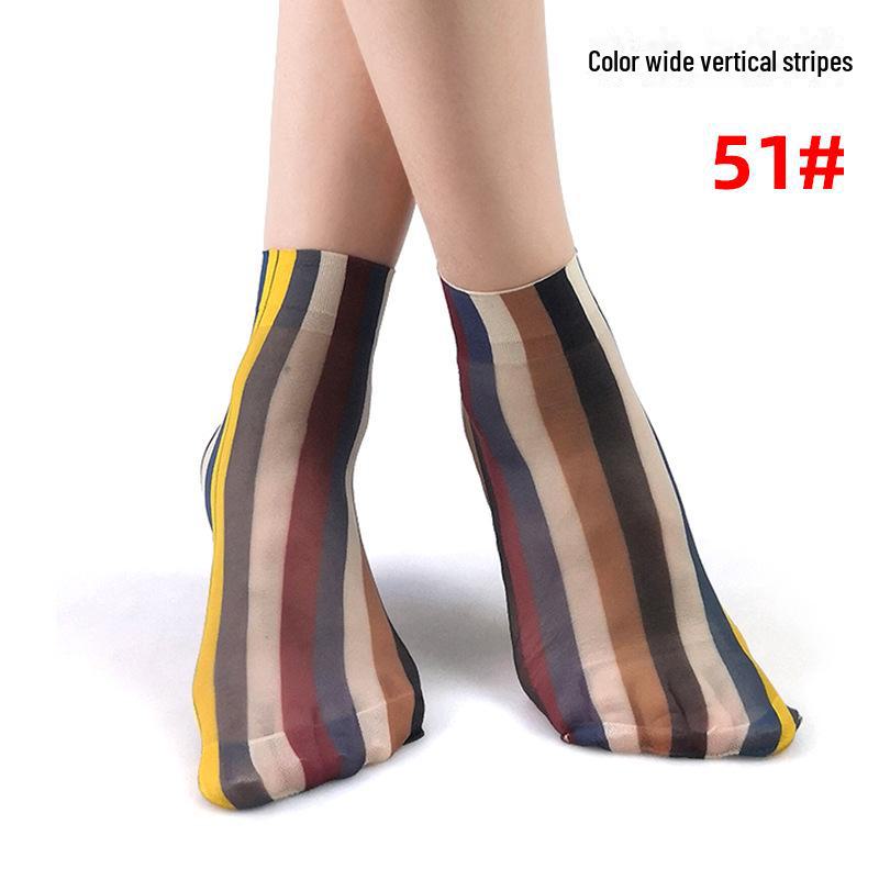 Короткие летние носки в женском стиле с различными милыми узорами