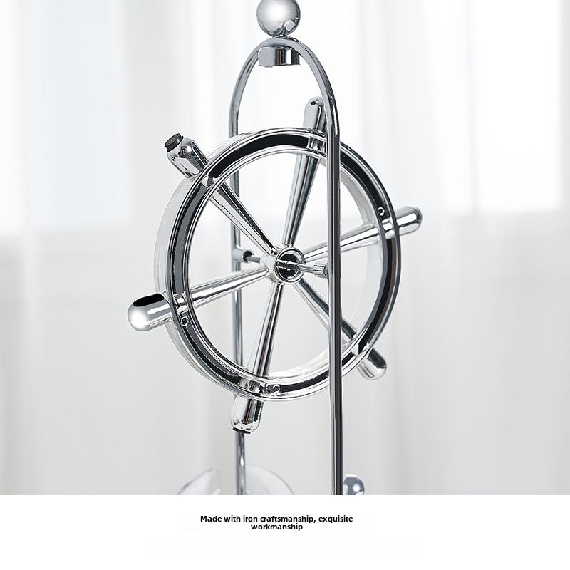 Маятник креативного хаоса в скандинавском стиле: Настольное украшение «Вечное движение» для офиса или кабинета.