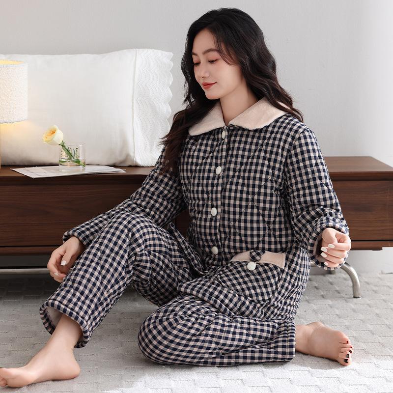 Пижама женская зимняя трехслойная утолщенная вельветовая тканая хлопковая с подкладкой осенне-зимние модели можно носить на улице теплый комплект для дома