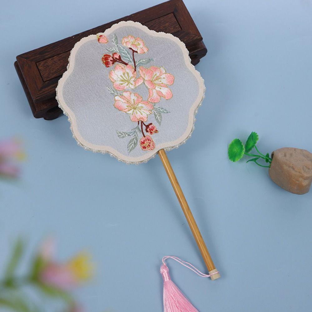 Классический круглый веер в китайском стиле, винтажный вышитый шелковый веер, двусторонний с кисточкой, ручной веер для женщин