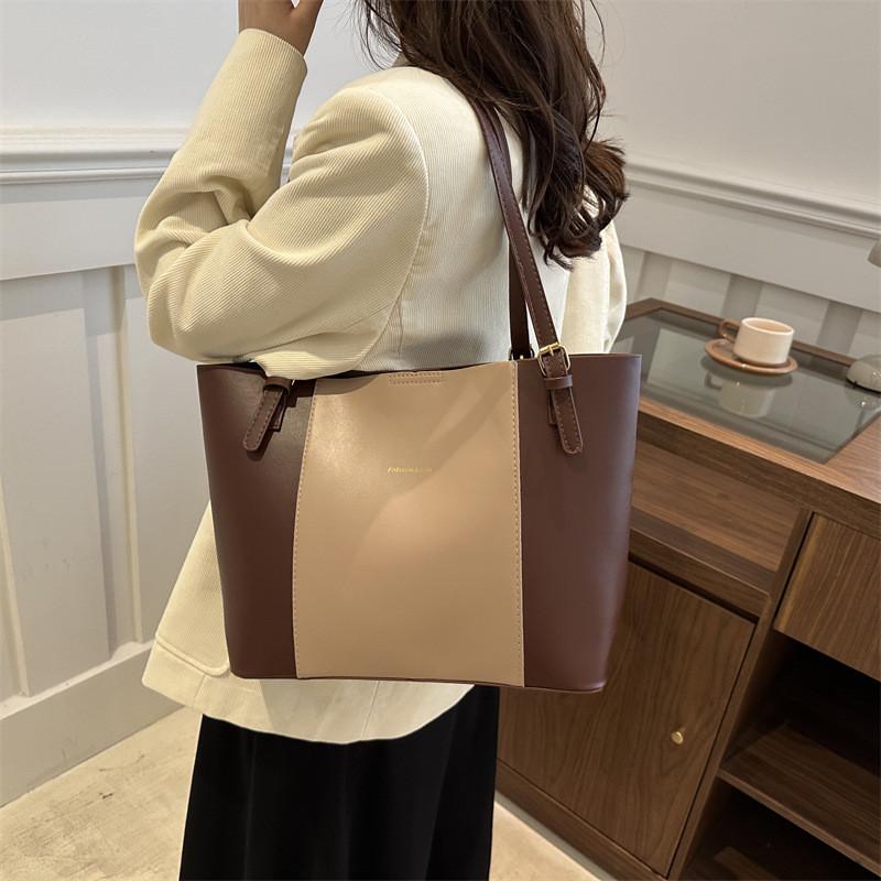 Stylish Retro Minimalist Pu Tote Bag For Women With Spacious Design For Everyday Use