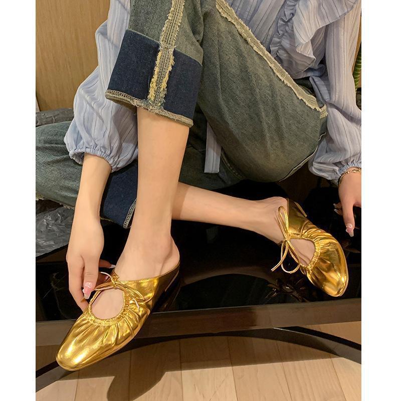 Весна 2025 новая французская плиссированная сумка на шнуровке, полубосоножки, женские серебристые туфли Мэри Джейн на плоской подошве, повседневная женская обувь