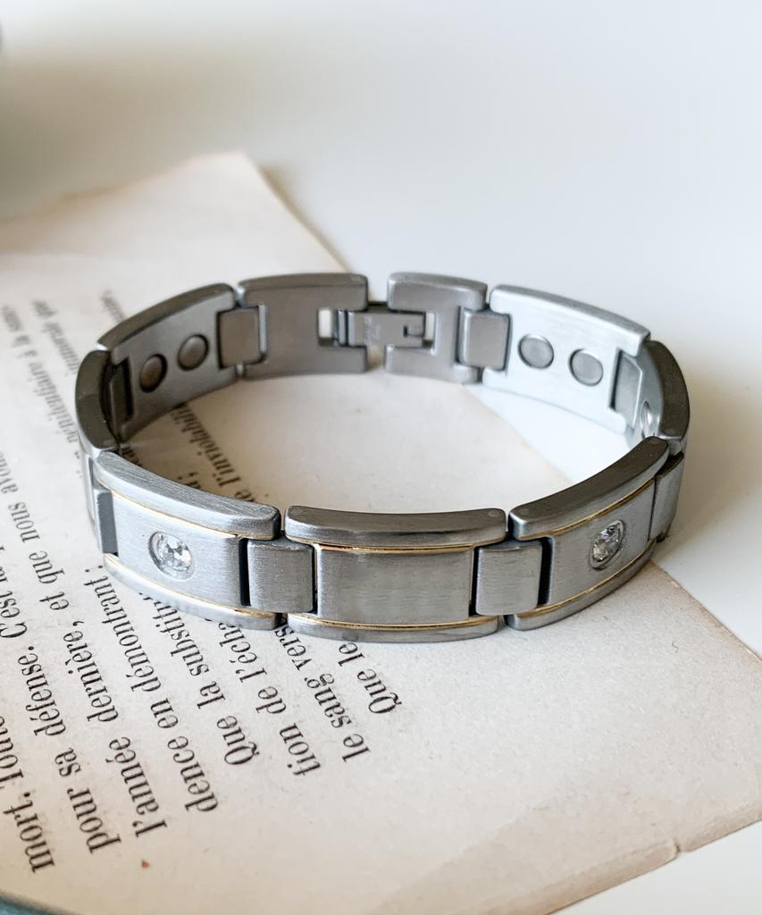 Sabona London 349 Men'S Executive Gem Duet Magnetic Bracelet