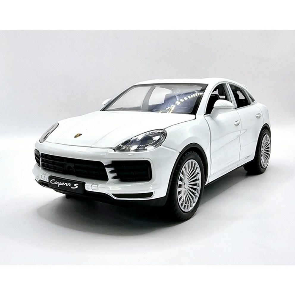 Porsche Cayenne S 1:Литая модель автомобиля в масштабе 1:24
