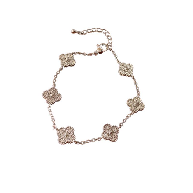 Korean Zircon Flower Bracelet - Elegant Simple Design, Trendy Fashion, Versatile Hand Jewelry, Internet Celebrity Style.