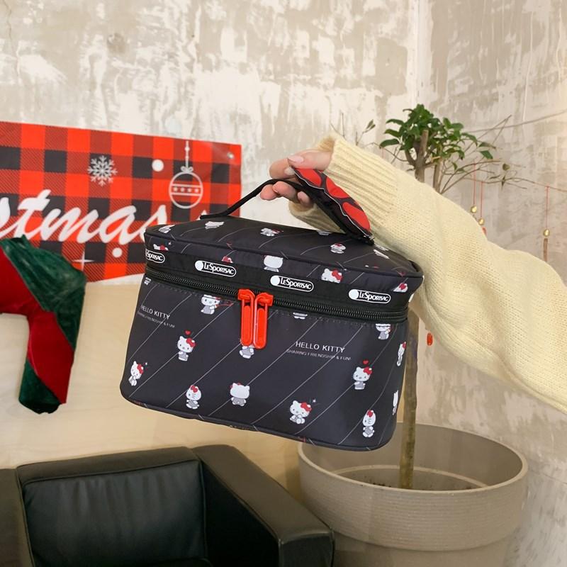 Hello Kitty Zipper Handbag Small Pouch Kawaii Cartoon Storage Bag for Cosmetics Lipstick Storage Organizer Gift Kawaii Travel