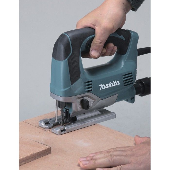 Scie - MAKITA - JV0600K - Scie Sauteuse Pendulaire 650W - Aluminium - Grip - Couper Du Bois