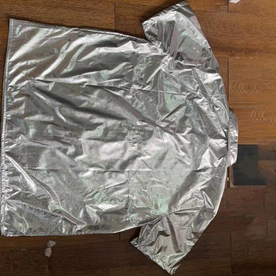 Летняя мужская рубашка с глянцевой поверхностью и отложным воротником, однобортная с короткими рукавами, свободный однотонный топ для вечеринки, ночного клуба, танцевальной уличной одежды