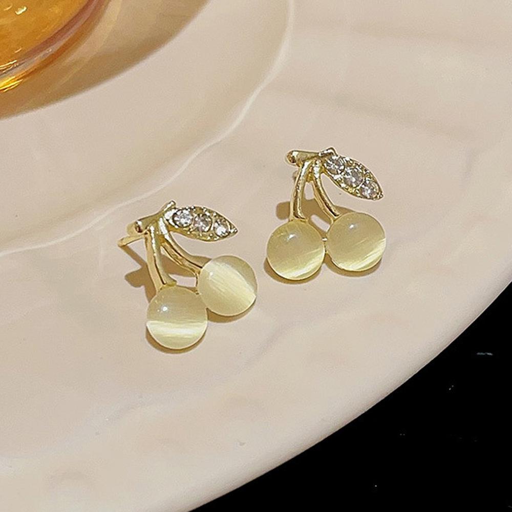 Серебряные серьги-игл с цветком из кошачьего глаза - элегантный, универсальный модный аксессуар для женщин