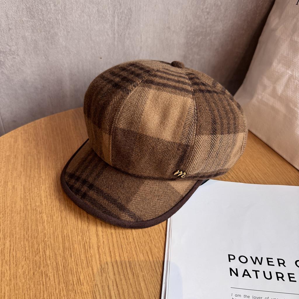 Classic College Style Octagonal Hat With Breathable Wool Polyester For Autumn Seasons