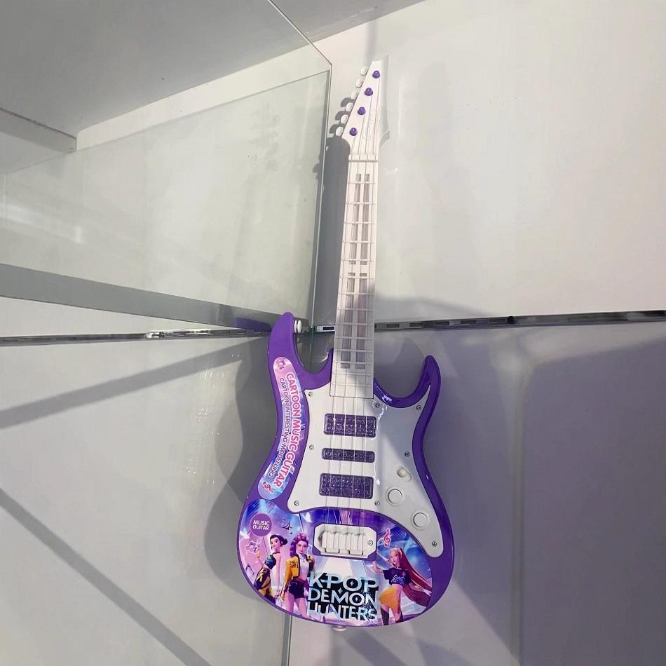 Аниме K-pop Истребитель демонов периферийный Детский микрофон Ослепительные 5 огней Микрофон для мальчиков и девочек проигрывает песни Игрушка Подарки