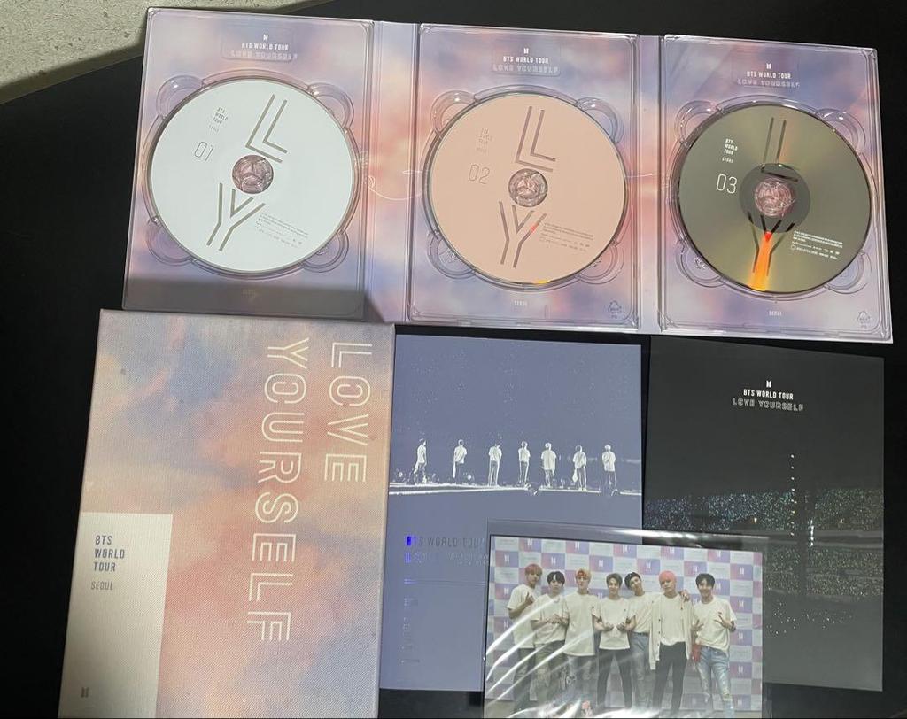 [ИСПОЛЬЗОВАННЫЙ] BTS loveyourself Soul Soul DVD Случайный постер Джин