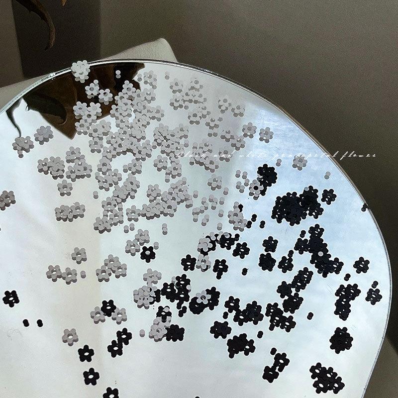 1 Box Black & White Mini Flower Nail Glitters, DIY Floral Nail Art Decor for Party Festival, Beginner & Salon Use