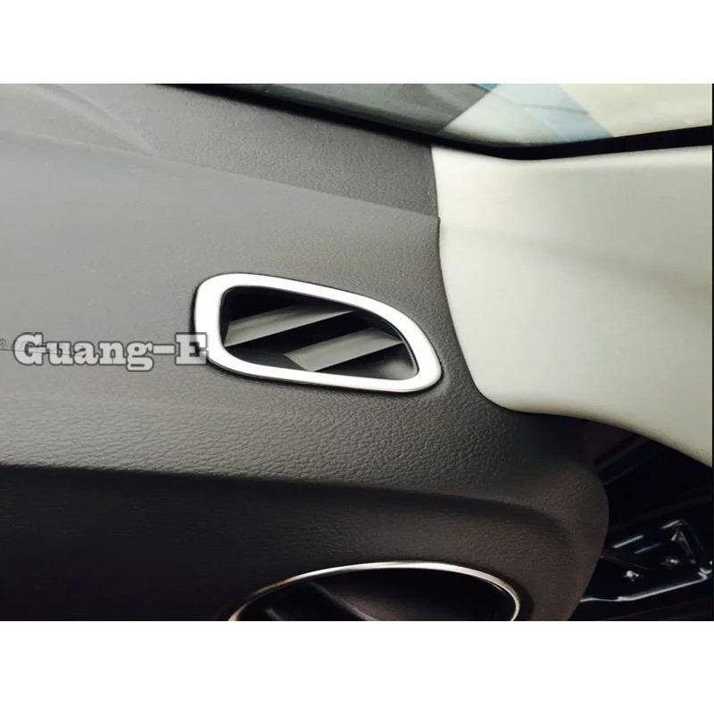 For Suzuki Vitara 2016 2017 2018   Car Styling Cover Garnish Detector Trim Front Air Condition Outlet Vent Frame 2PCs