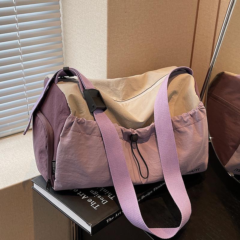 Женская легкая спортивная и дорожная сумка - Прочная, вместительная, с отделением для влажных/сухих вещей, идеально подходит для фитнеса и коротких поездок.