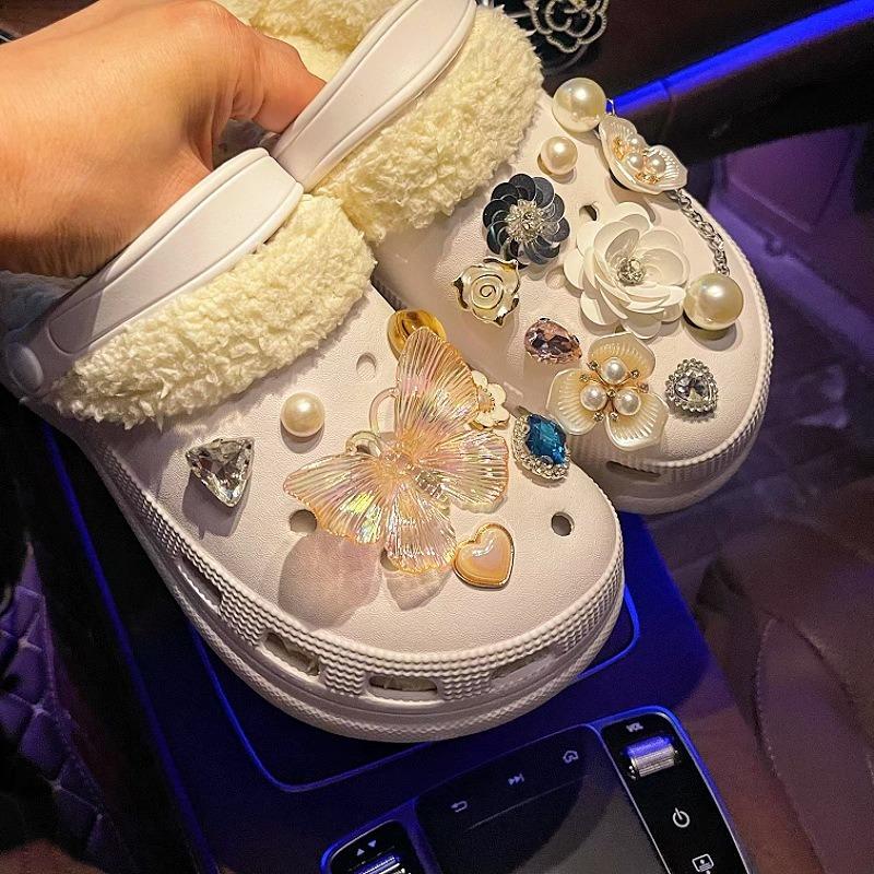 Shoe Charm for Crocs DIY 3D Butterfly Flower Pearl Diamond Shoe Decoration Buckle for Croc Charms Hole Shoes Accessories