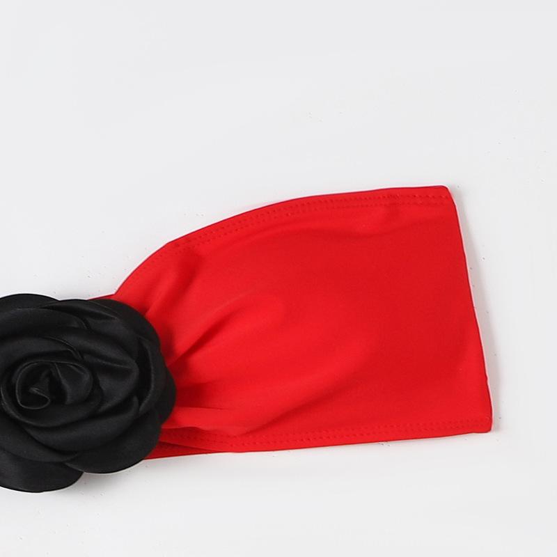 Новинка 2024 года, женский купальник с контрастным 3D цветком, бикини с разрезом, топ на бретелях, модный пляжный комплект бикини