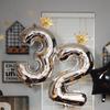 Набор из 2 серебряных воздушных шаров с цифрами от 0 до 9 и золотых воздушных шаров в виде короны, подходит для празднования дней рождения, юбилеев и вечеринок