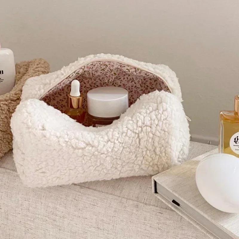 Маленькая косметичка из овечьей шерсти, милый плюшевый органайзер для макияжа, кавайный пенал, сумки, дорожный кошелек для монет, домашнее хранение