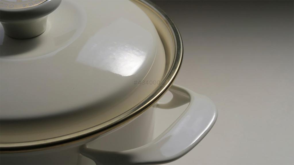 Fuji Enamel Casserole Dish, IH Compatible, 20cm, with Lid, Ivory, EX Series EX-20W IV