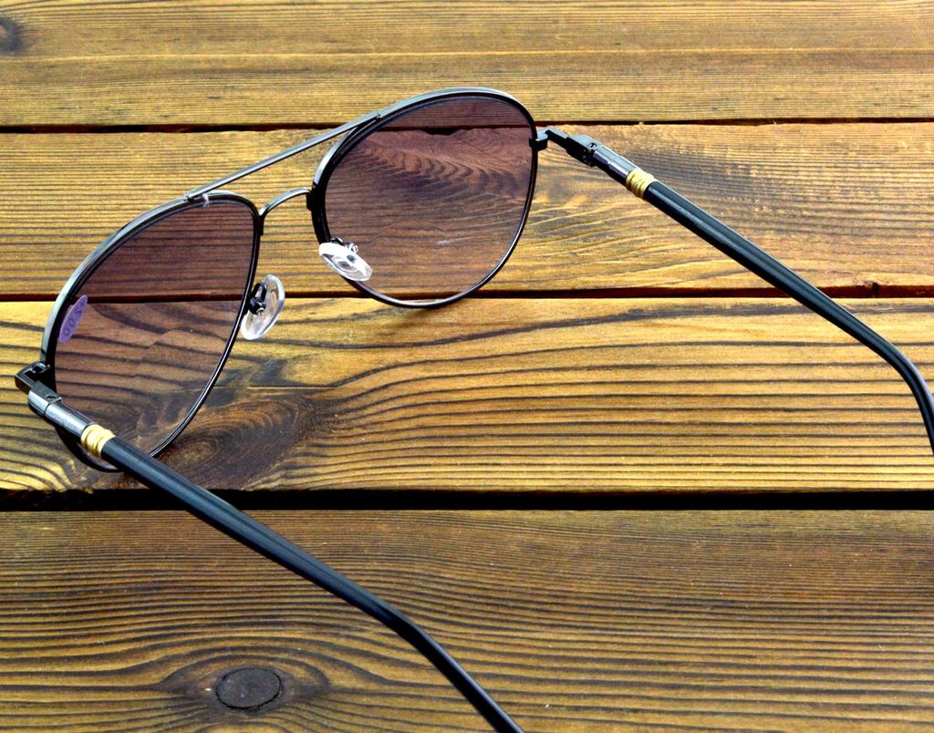 Бифокальные солнцезащитные очки для чтения с серыми линзами Pilot с двойными перемычками от +0,75 до +4 см. для ближнего и дальнего света на открытом воздухе и в помещении