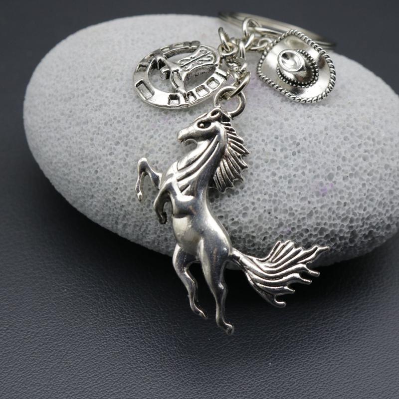 1 шт. Спортивная ковбойская шляпа в западном стиле, сапоги, брелок для ключей с лошадью, мужской брелок для ключей, подвеска-шарм для сумки, кольцо для ключей