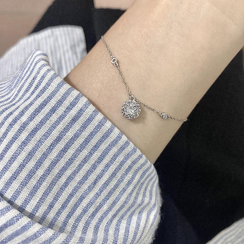 Star Dot Bracelet~ S925 Sterling Silver Plated 18K Venus Light Moissanite Bracelet Light Luxury Niche Premium Sense