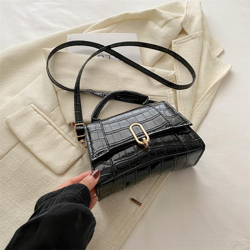 Niche Handheld Small Square Bag Fashionable Casual Women's Bag Summer New Crossbody Bag Trendy and Beautiful Shoulder Bag