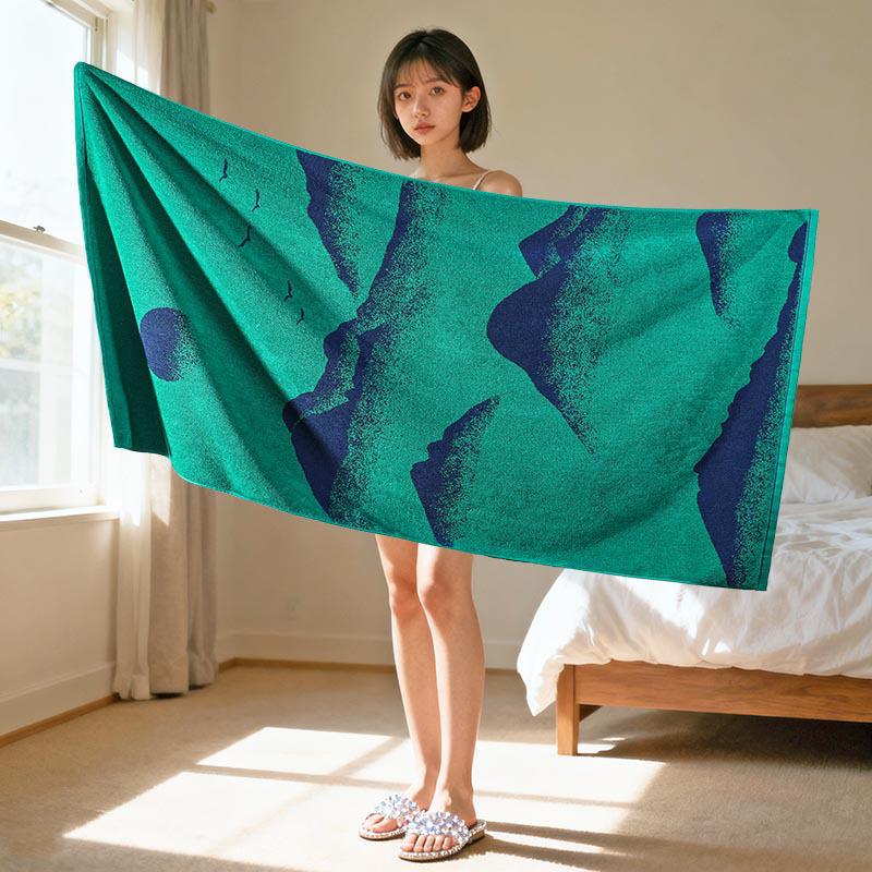 Luxury Yarn-Dyed Jacquard Cotton Bath Towel - Soft, Absorbent, Thick, and Large