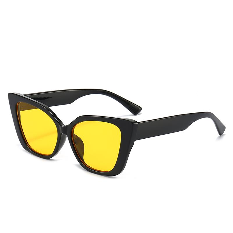 New Cat-Ear Frame Sunglasses Feature A Vintage And Modern Style With A Touch Of Bold And Edgy Flair For Women 5256