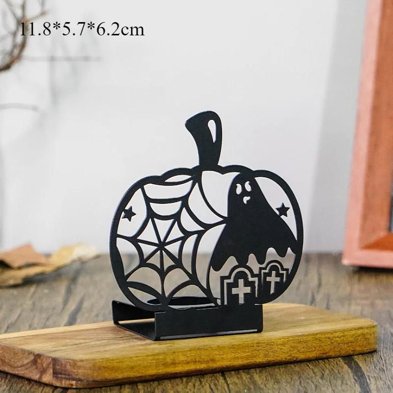 Handcrafted Wrought Iron Candle Holder Lamp Spooky Halloween Décor Unique Creative Ornament for Your Home's Festive Atmosphere