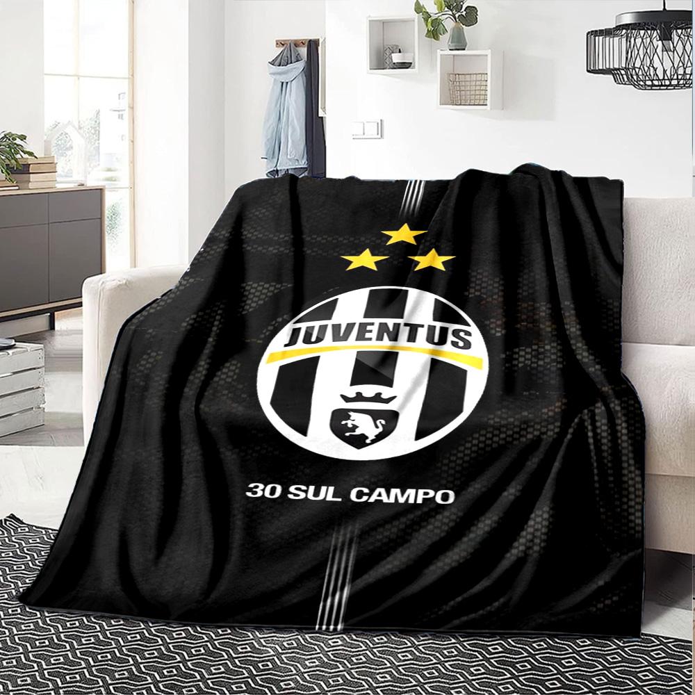 Juventus FC Print Flannel Blanket High Quality Warm Comfortable Cover for All Seasons Perfect for Gifts Home Decor