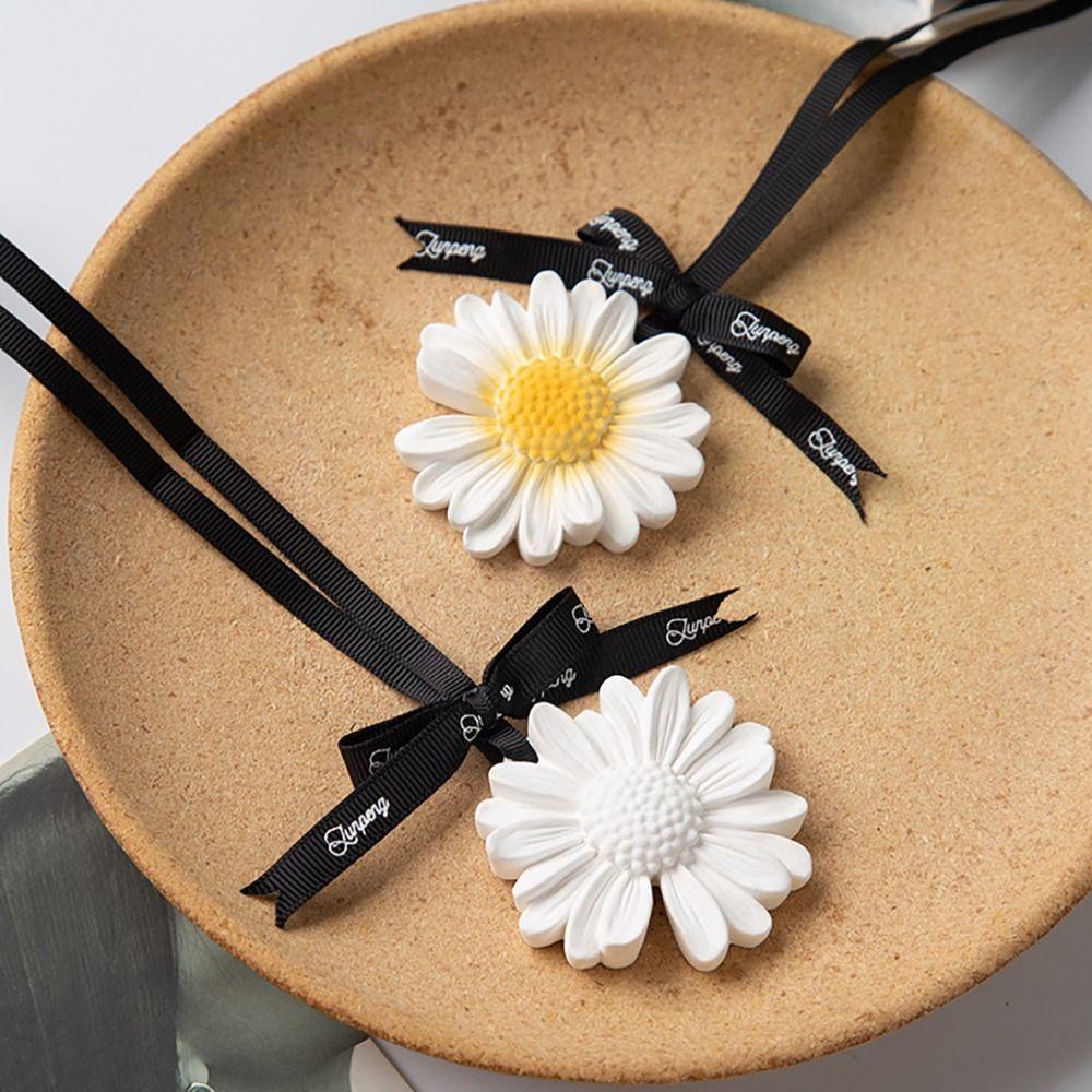 Cherry Blossom Plaster Car Perfume Pendant Gypsum Air Freshener Pendant Aromatherapy Wax Tablets