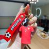 Брелок для ключей Футбол Футбольная форма Фигурка Брелок Подвеска с Футбольным Шармом и Футбольным Ремешком Аксессуар для Фанатов и Коллекционеров