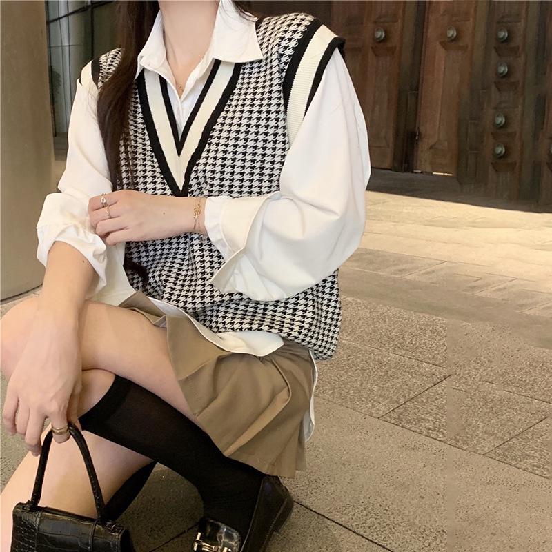 Women's Houndstooth V-Neck Plaid Sweater Vest - Layered, Sleeveless, Loose Fit for 2025