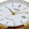 Casio Кварцевые унисекс часы 37 мм, золотой x белый ремешок из нержавеющей стали, MTP-VT05G-7E