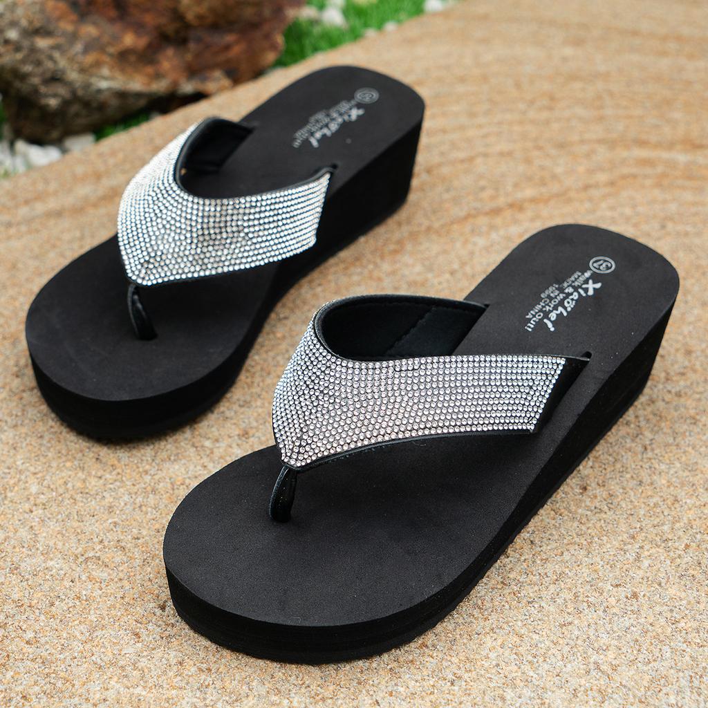 Fashion Slippers Womens 2025 New Summer Rhinestone Sandals Women's Fashion Slippers Seaside Beach Shoes Slope Heel Breathable Flip-Flops