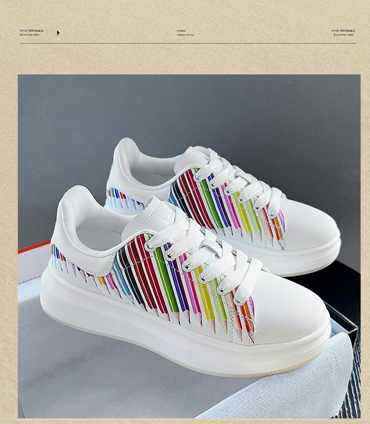 New Shoes for Men Leather Casual Shoes Color Strip Sport Flat Skateboard Shoes Youth Lace-up Sneaker